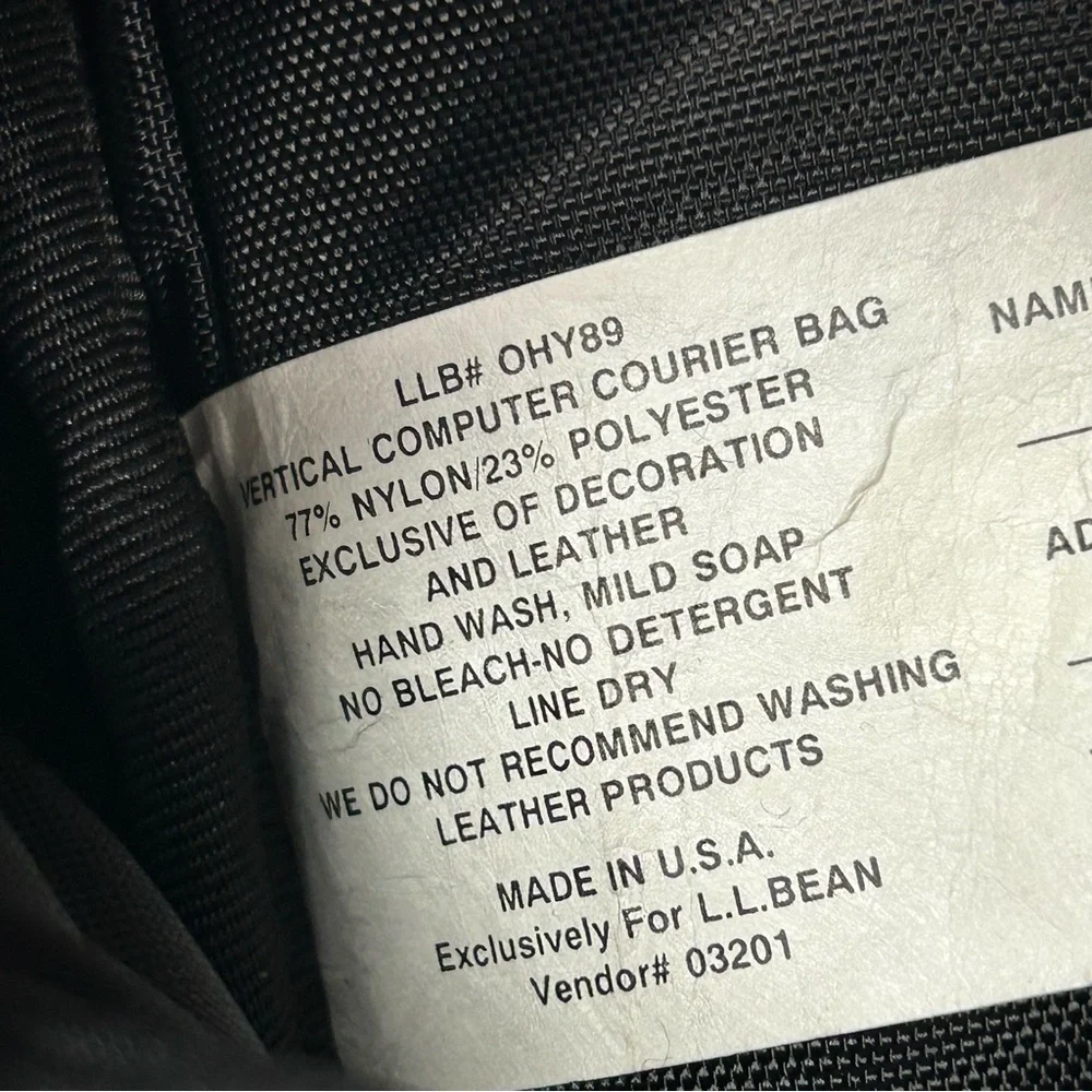 Vtg LL Bean Laptop Travel Bag 12 x 15 Inch Canvas‎ Zip Crossbody Strap Black